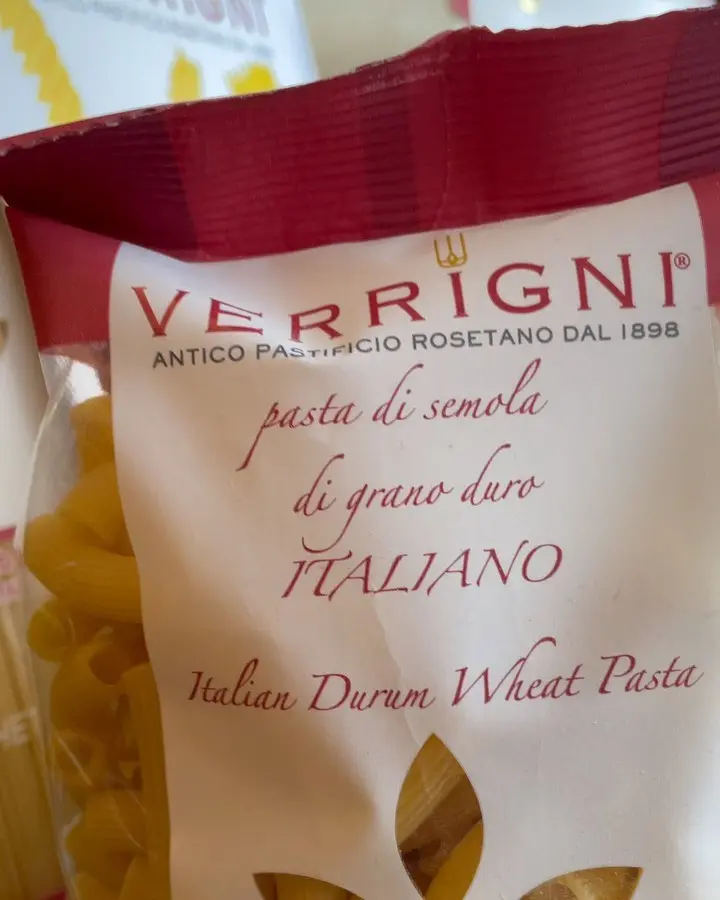 Un pacco di pasta di semola di grano duro Verrigni